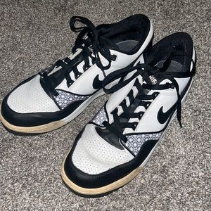 Panda Nike Assault Airs